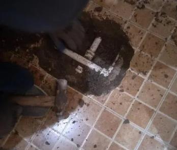 武鸣卫生间漏水维修公司为您分享下卫生间渗水如何处理及注意事项
